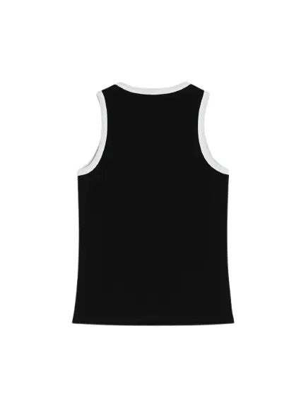 Basic sleeveless t-shirt