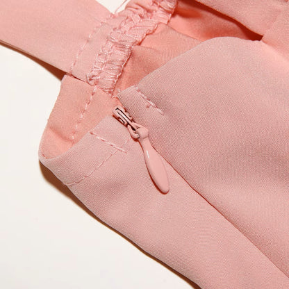 Elegant dress with laces