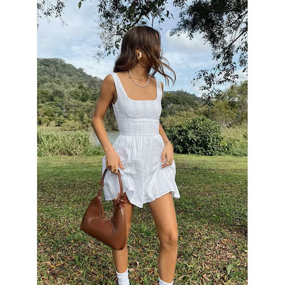 Short dress with straps